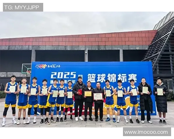 重庆篮球队创下新纪录速度排名跃升引发关注与期待